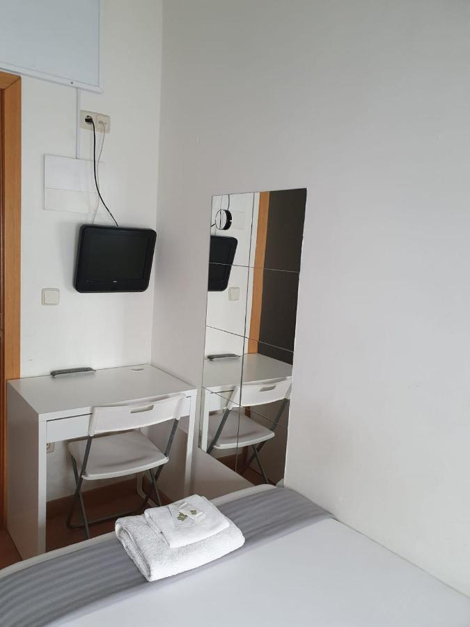 Apartamentos Fuencarral マドリード エクステリア 写真